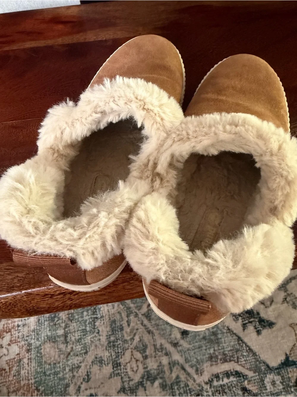 Timberland Women's Skyla Slip-On Suede Sneakers with Faux Shearling - Chestnut